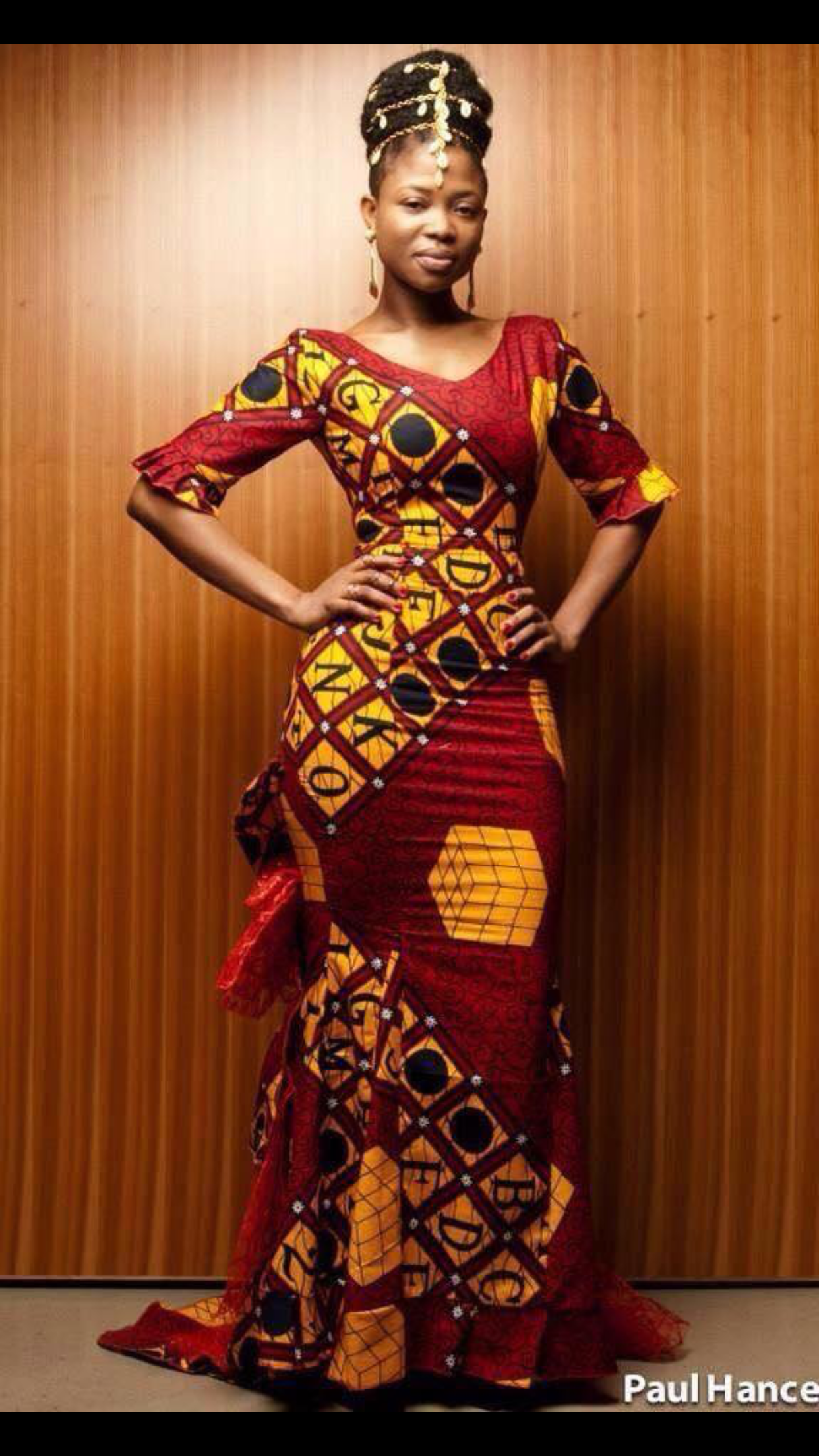 Костюм негритянки. Платье в африканском стиле. Африканский женский костюм. Африканский стиль в одежде. Наряд в африканском стиле.