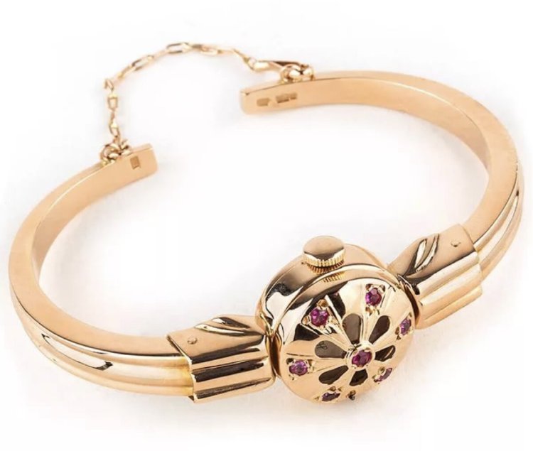 Часы Наири золотые с браслетом (48 фото)
