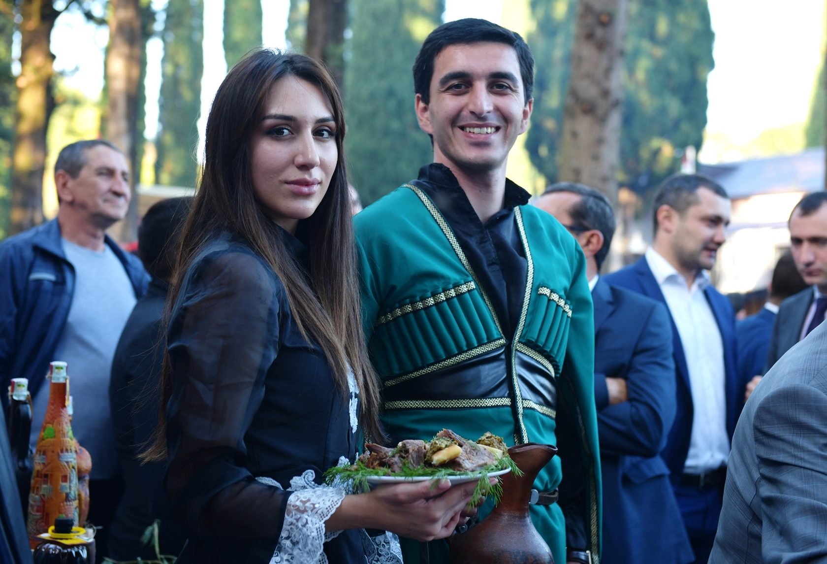 Армяне гуляют красиво. Абхазы в Абхазии. Армянская община Абхазии. Амшен. Абхазские мужчины.