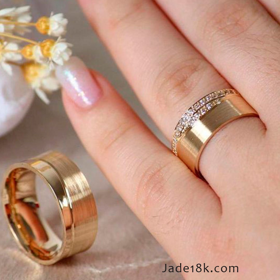Европейские золотые кольца. Широкие обручальные кольца. Широкое обручальное кольцо женское. Свадебные кольца широкие.