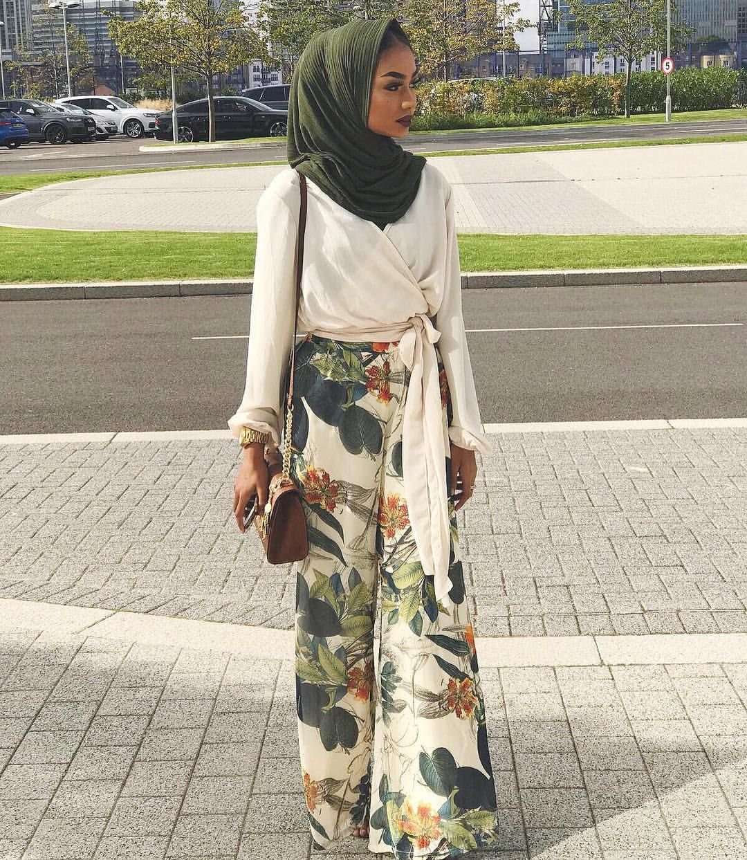Брюки палаццо мусульманская мода. Модные мусульманки. Широкие штаны для мусульманок. Мусульманская мода для женщин.