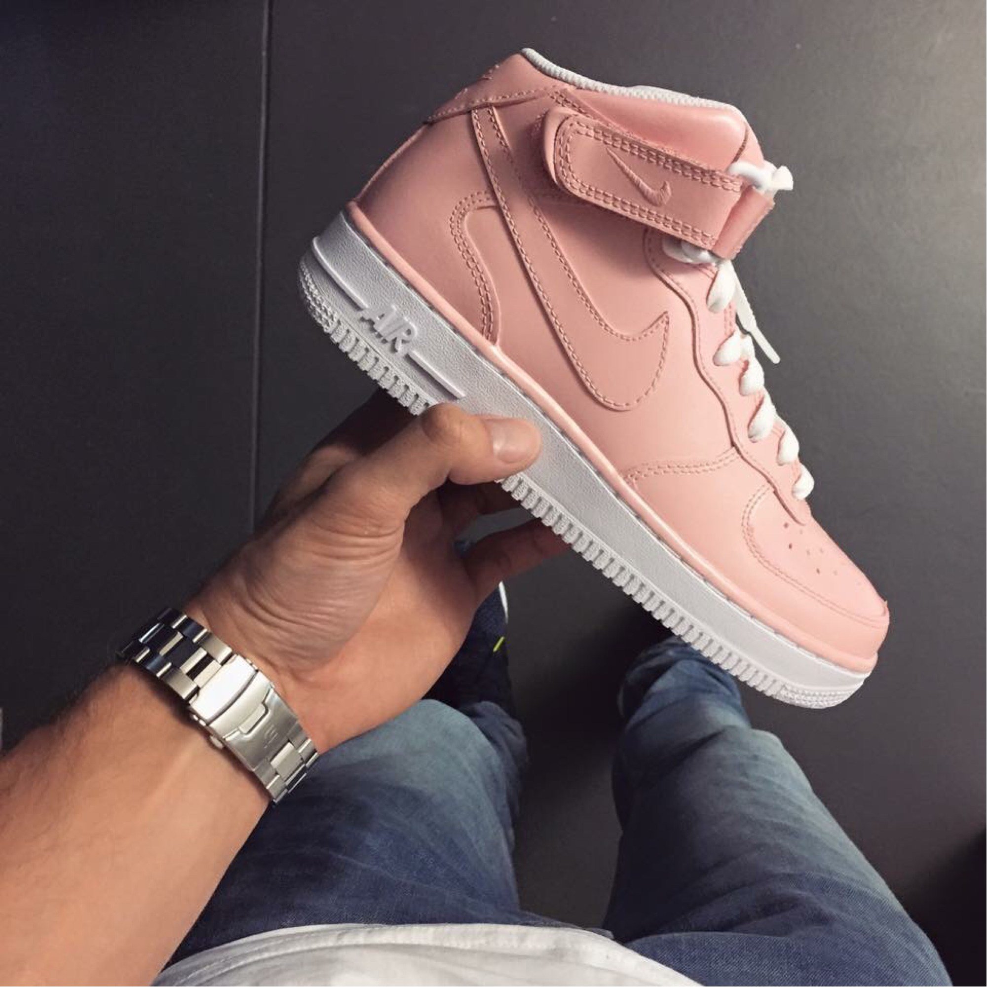 Найк форсы розовые. Nike Air Force 1'07 se Light Soft Pink. Air Force 1 Custom Sneakers Pink. Форсы найк розовые. Кроссовки найк Эйр Форс высокие розовые.