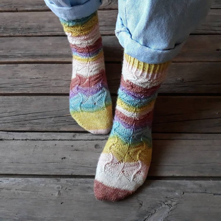 Вязаные шерстяные носки (70 фото)
